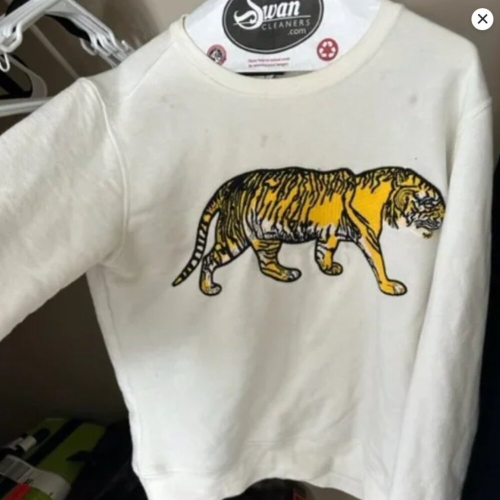 Gucci Men's Tan Embroidered Tiger Sweatshirt